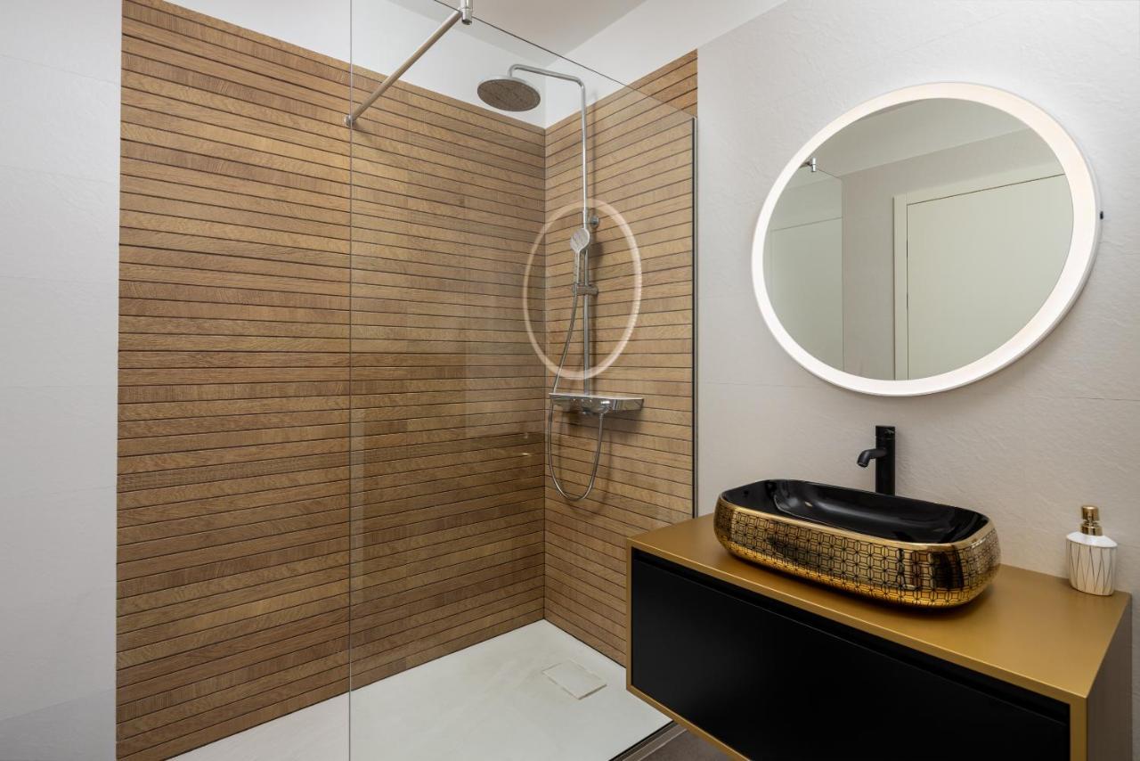 Luxury Azure Apartma *