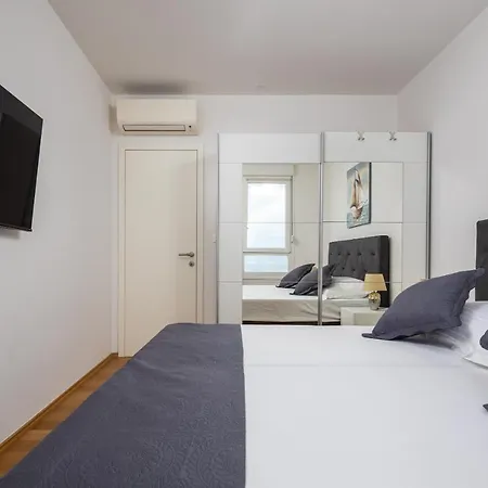 Luxury Apartment Azure Split Exterior photo