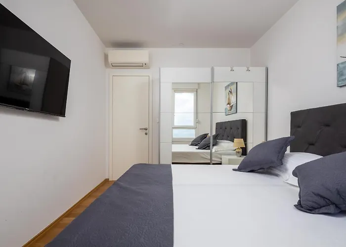 Luxury Apartment Azure